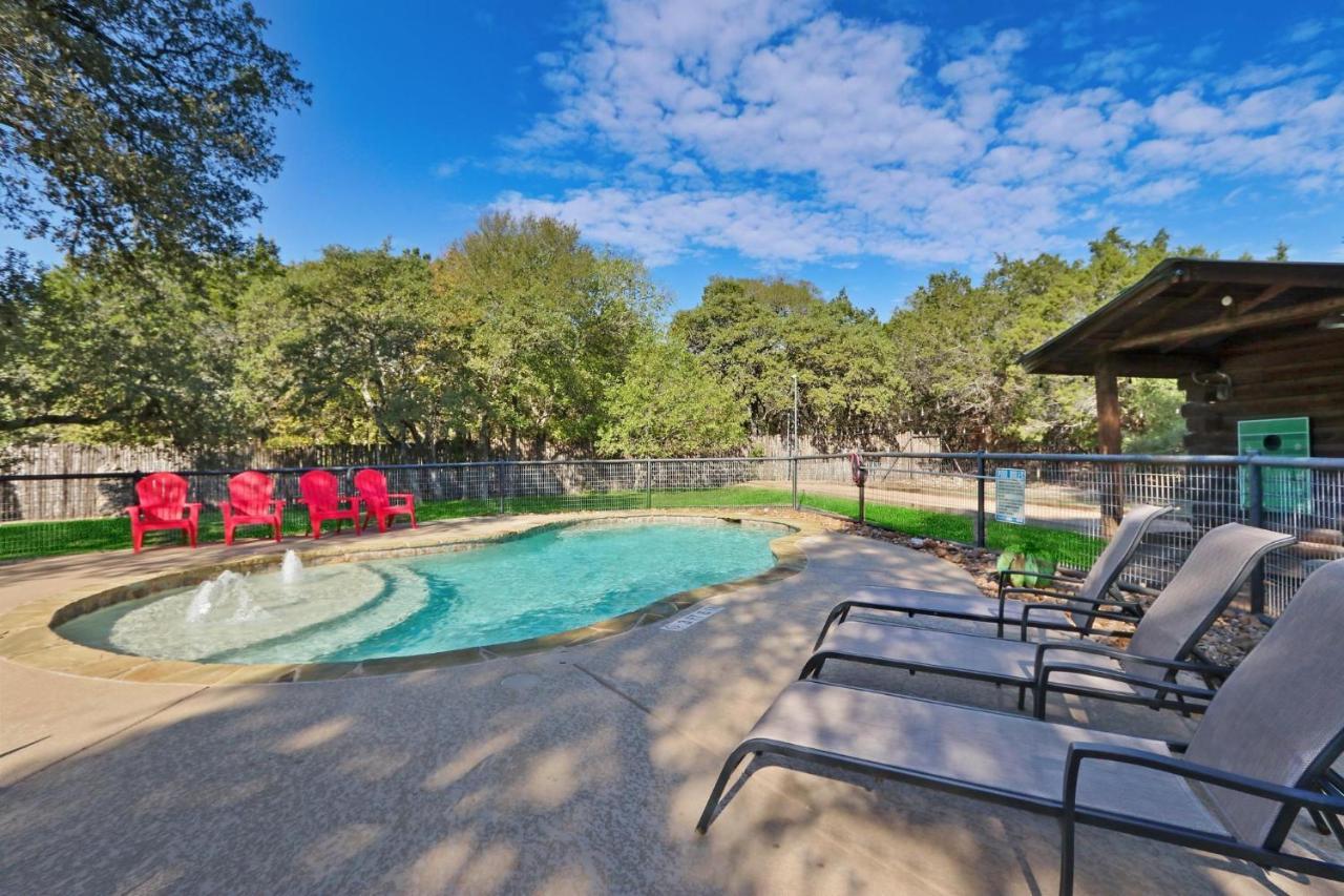 Wimberley Log Cabins Resort And Suites- Unit 2 Exterior photo